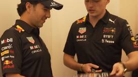 VIDEO | Red Bull y Max Verstappen sorprenden a Sergio 'Checo' Pérez con un baby shower previo al GP de España