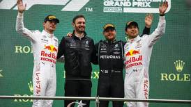 El consejo de Valtteri Bottas a Checo Pérez por sus diferencias con Max Verstappen