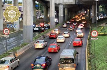 FOTOS| Mujer murió atropellada en carriles de Periférico y San Jerónimo
