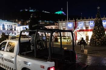 Identifican 4 de los diez cuerpos abandonados en una camioneta en palacio de gobierno de Zacatecas