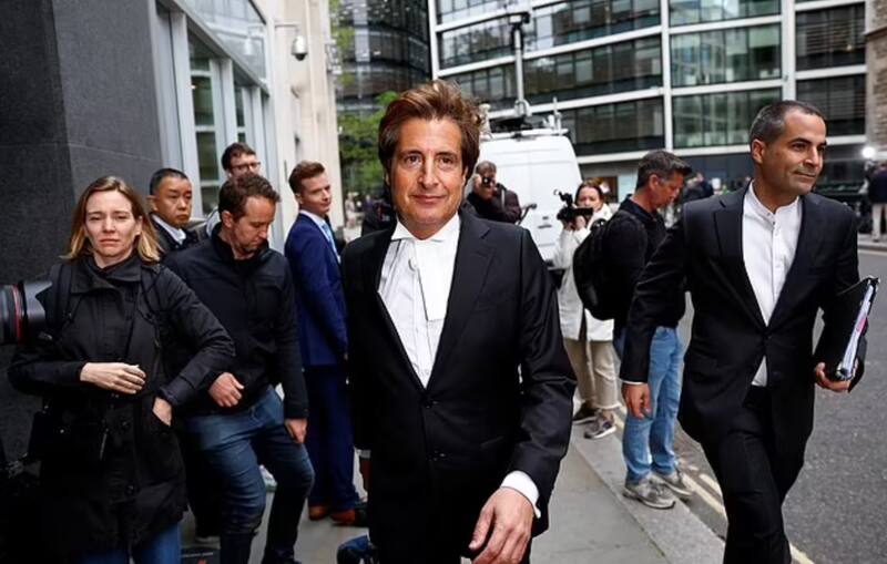 Abogado del príncipe Harry llega al Tribunal Superior de Londres sin el duque de Sussex