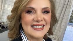 Guapísima Erika Buenfil muestra su abdomen a los 58 años