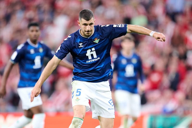 Guido Rodríguez es titular indiscutido en el Real Betis. Crédito: @RealBetis.