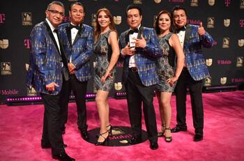"Los Angeles Azules" demostraron con grandiosa presentación porque son el "Premio al Legado Musical "