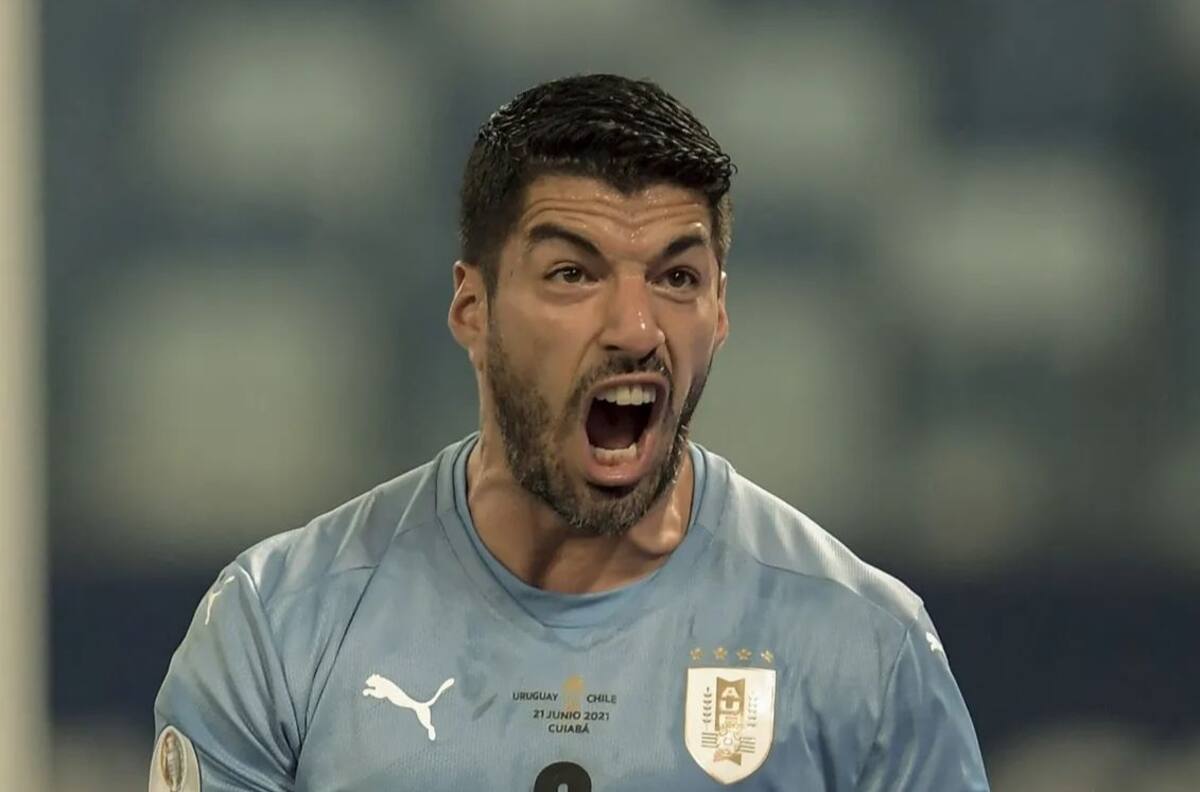 ¡FIFA exige a Selección de Uruguay que retire 2 estrellas de su camiseta!