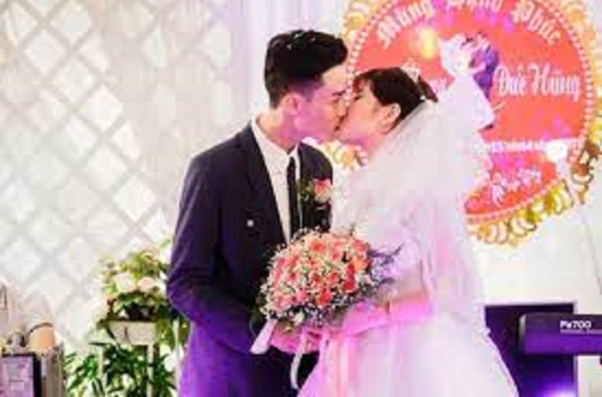 ¡De película! en plena boda de su hijo descubre que su nuera es su hija perdida