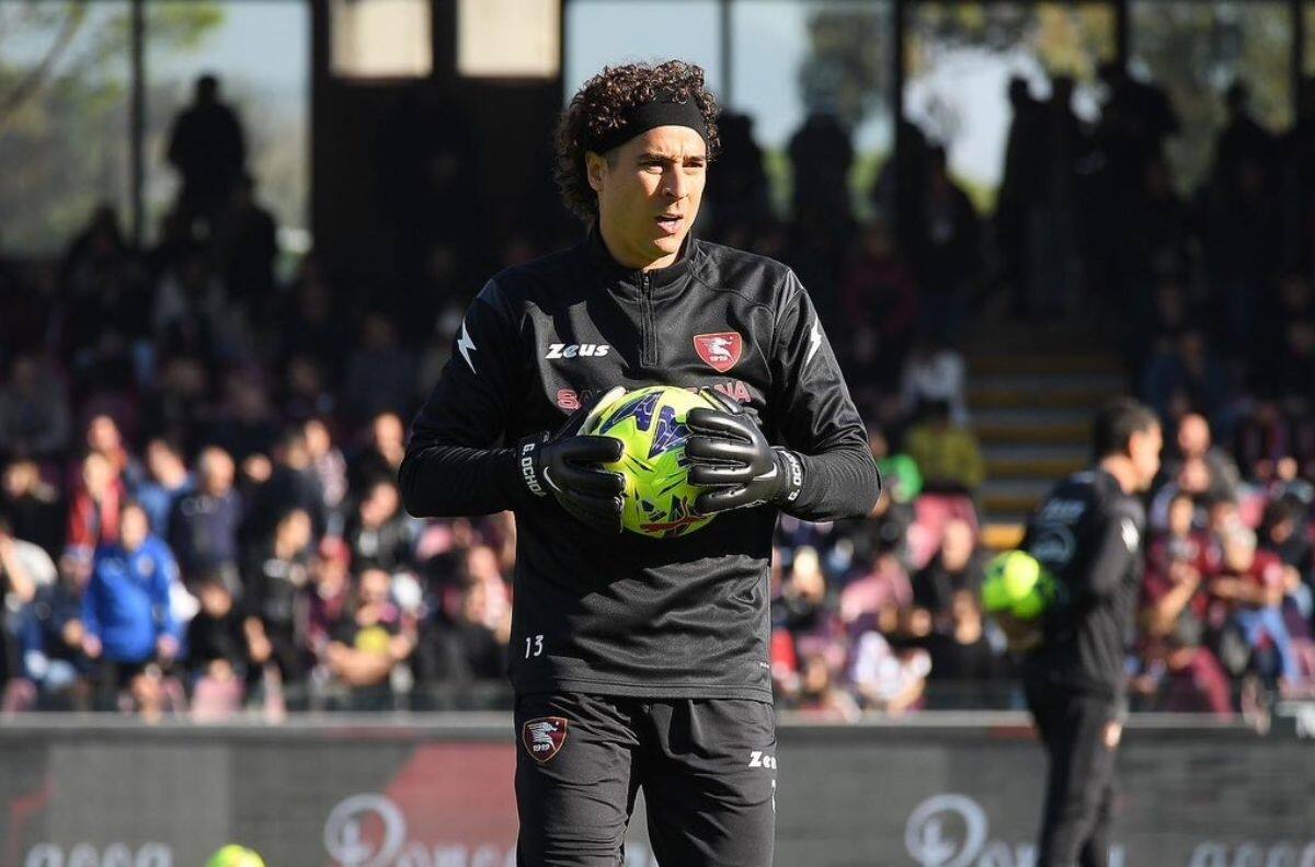 Guillermo Ochoa debuta con Salernitana con derrota frente a Milán en el regreso de la Serie A