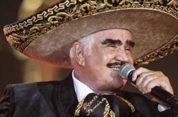 Vicente Fernández reingresó a terapia intensiva por un problema respiratorio