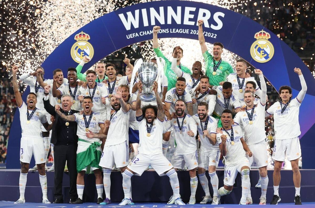 El precio millonario que pondrá Real Madrid a una estrella interesada por Manchester United