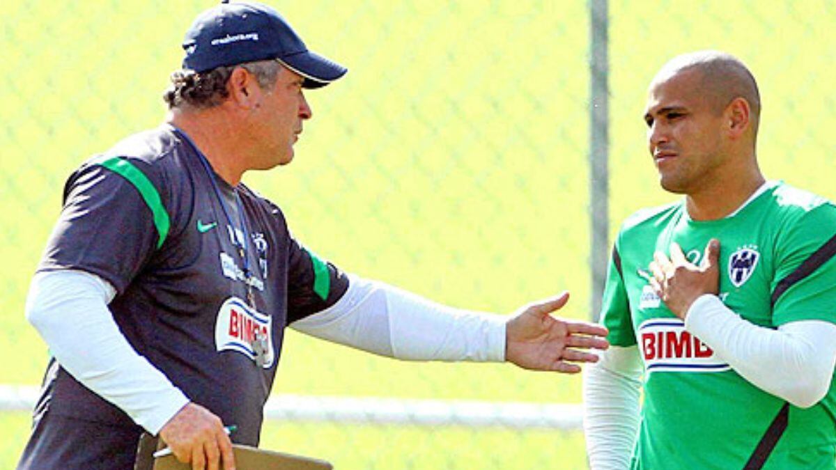 Víctor Manuel Vucetich ha sido objeto de críticas tras la eliminación de Monterrey.