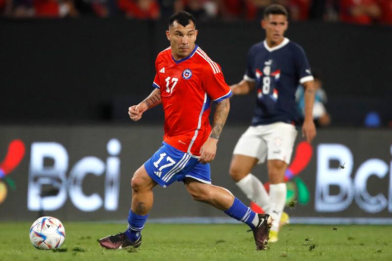 Gary Medel estará viviendo sus últimos meses en Europa y podría firmar un nuevo millonario contrato. (Foto: Aton)
