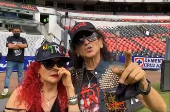 El Tri de Alex Lora ya está en el Azteca para tocar en el medio tiempo entre el Cruz Azul vs Santos Laguna