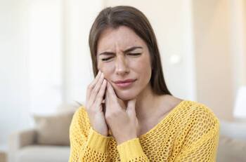 Quítate el dolor de muelas con estos remedios caseros