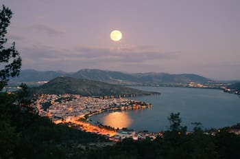Los días en la Tierra se están volviendo más largos y la Luna lo está provocando