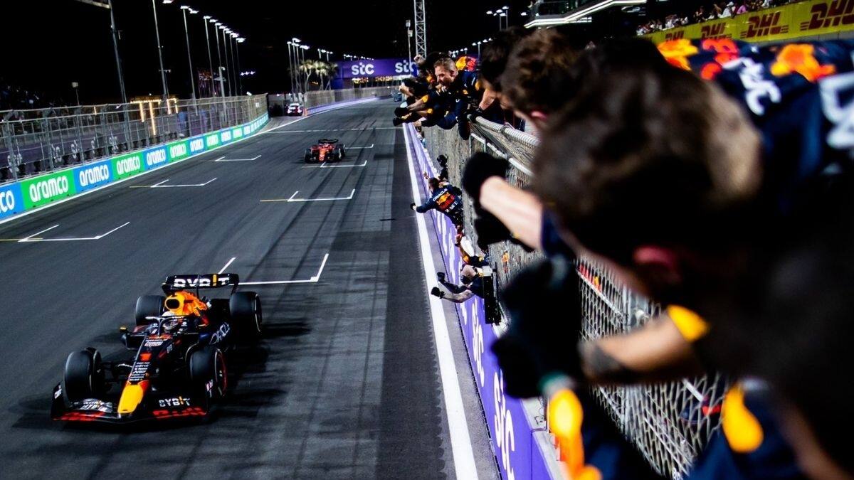 ¿Se complica 2023? Esta es la sanción que recibió Red Bull por superar tope de gastos en Fórmula 1
