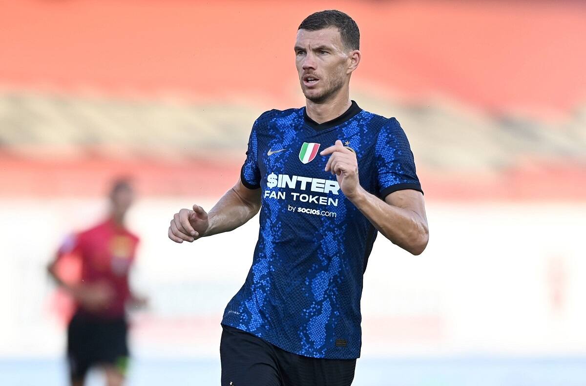 Dzeko aún no había fichado oficialmente... ¡cuando ya marcaba goles con el Inter!