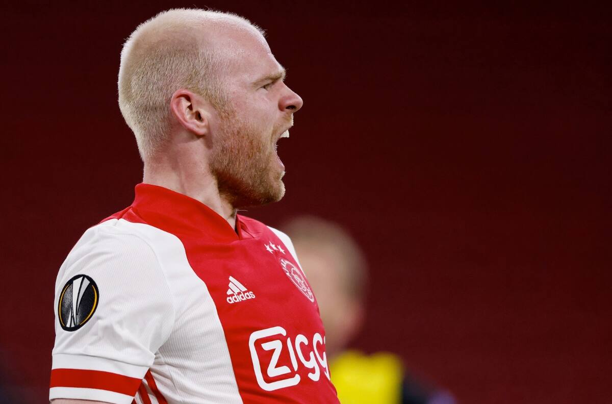 Con Edson Álvarez en la cancha: Ajax hizo valer la localía y goleó 3-0 a Young Boys en Europa League