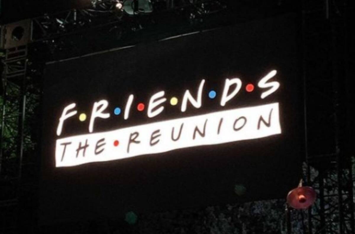 ¿Reunión de Friends? Filtran fotografías y luego desaparecen de las redes sociales