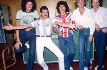 Freddie Mercury y Maradona subieron al mismo escenario