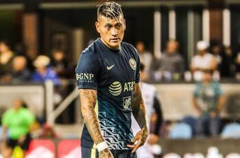 Nicolás Castillo a un paso de llegar al fútbol brasileño