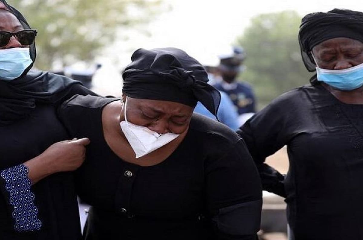 317 niñas secuestradas en Nigeria por hombres armados