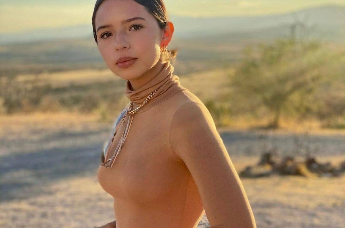 “Disfrutando de tu cielo”: Ángela Aguilar se divierte bailando bajo la lluvia