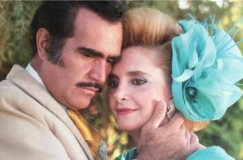 Viuda de Vicente Fernández se encuentra enferma tras la muerte del cantante