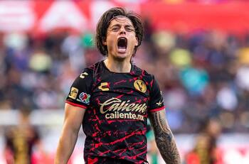 VIDEO | Así fue la gran asistencia de cabeza de Joaquín Montecinos en la remontada de Xolos