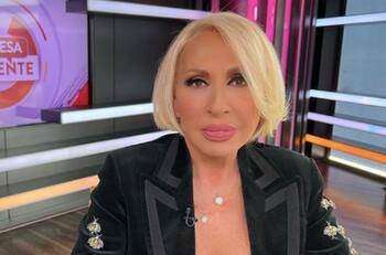 Laura Bozzo regresa a la televisión mexicana con rostro renovado gracias al bótox
