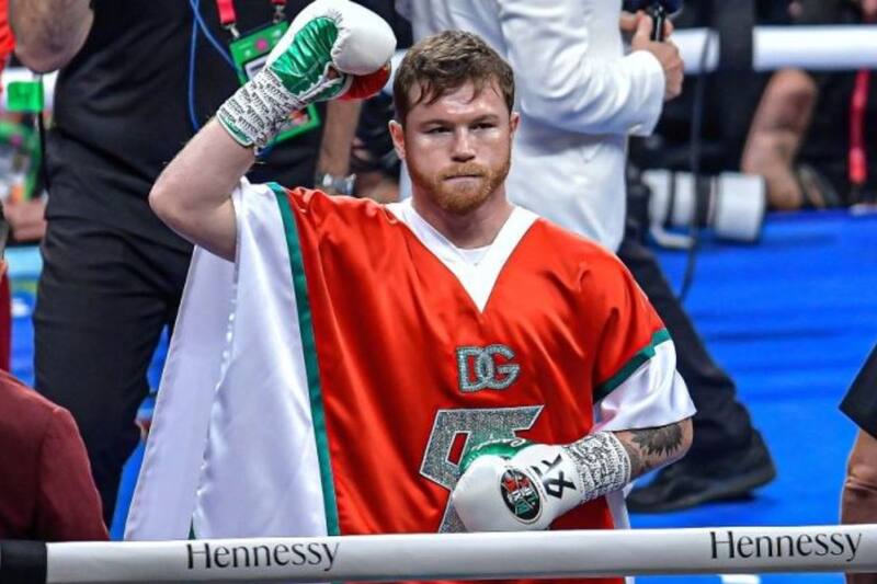 Canelo Álvarez ha sido objeto de críticas por negarse a pelear con mexicanos. (Twitter)