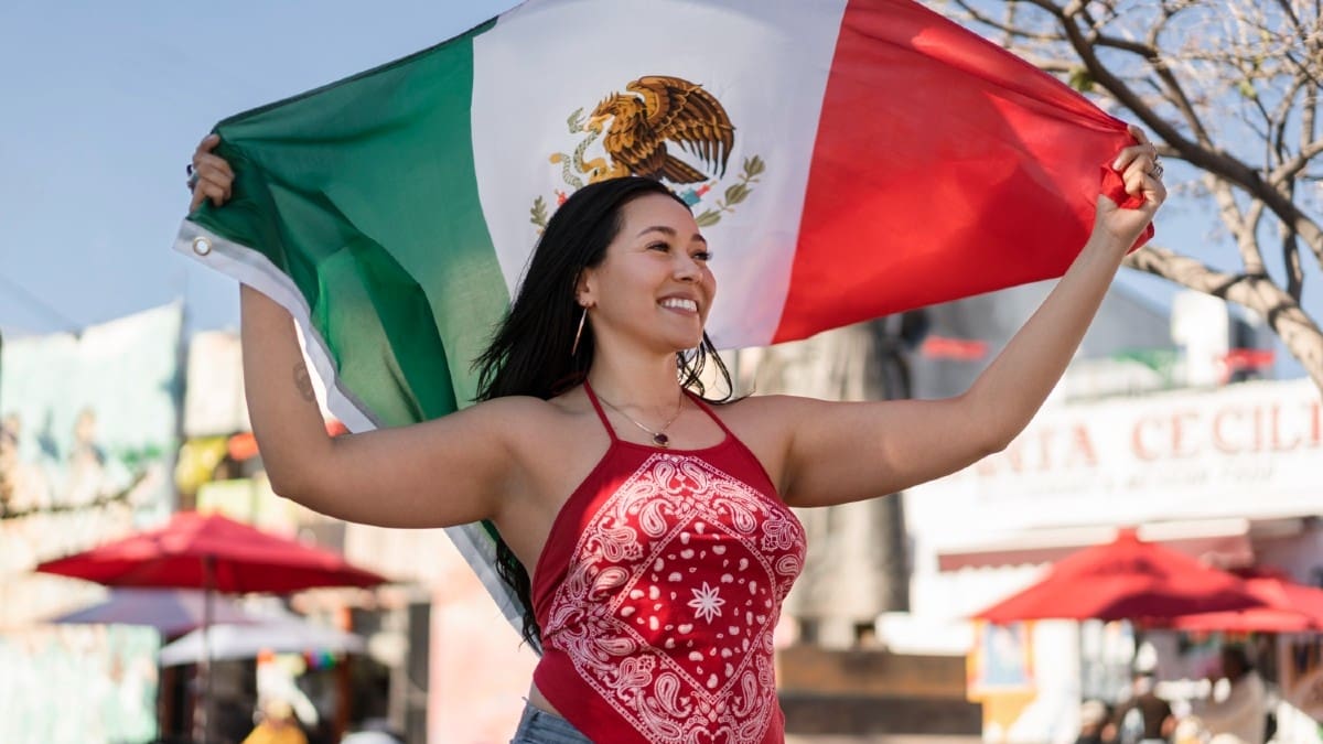 Top 10: Canciones que no pueden faltar en tu playlist del mes patrio ¡Viva México!