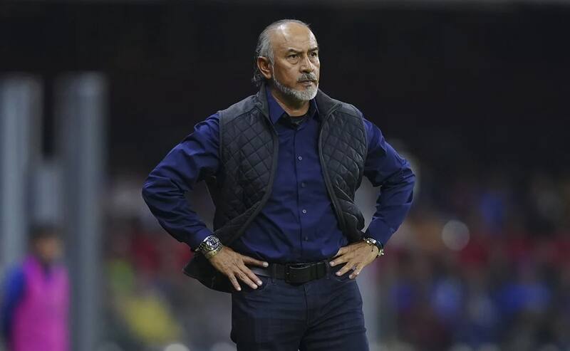 La dirigencia de Cruz Azul le daría las gracias al 'Potro' luego del partido contra Toluca.