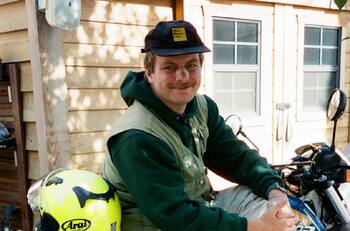 Mac Demarco lanza nuevo disco de 199 canciones: Internautas reaccionan con memes