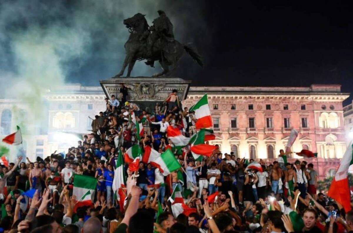 En Italia se salen de control las celebraciones tras la obtención del título en la Eurocopa