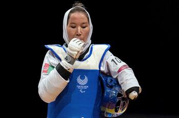 Debutó atleta afgana de TKD en Juegos Paralímpicos