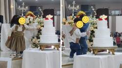 VIDEO| Niños son captados metiendo sus dedos al pastel de boda y se viralizan