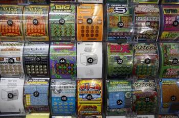 Un hombre se ganó la lotería gracias a una voz en su cabeza