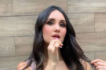 Dulce María presume su nuevo rostro y es comparada con Lyn May