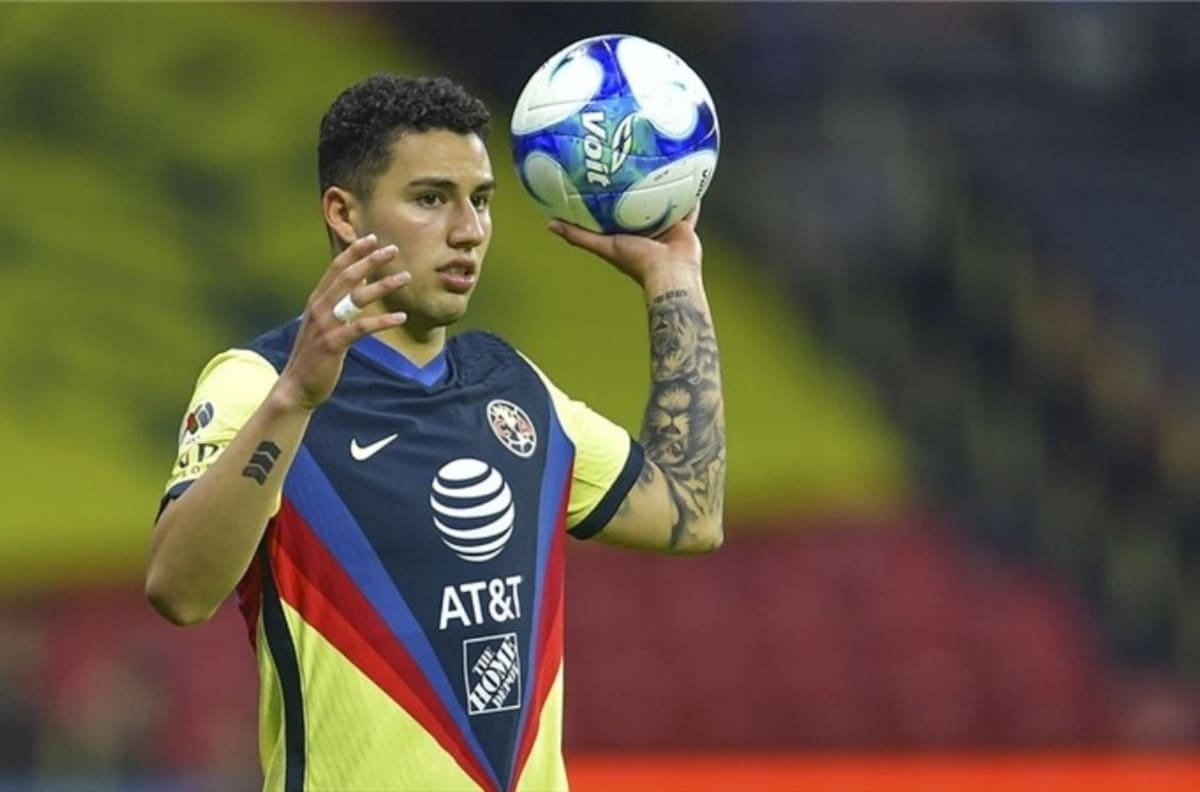 Everton y Tottenham tienen los ojos sobre el mexicano Jorge Sánchez