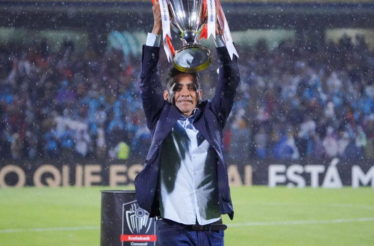 El equipo europeo con el que Jorge Campos quería jugar y nunca lo consiguió