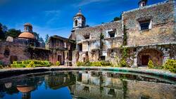 Recorre “El Desierto de los Leones” con Injuve