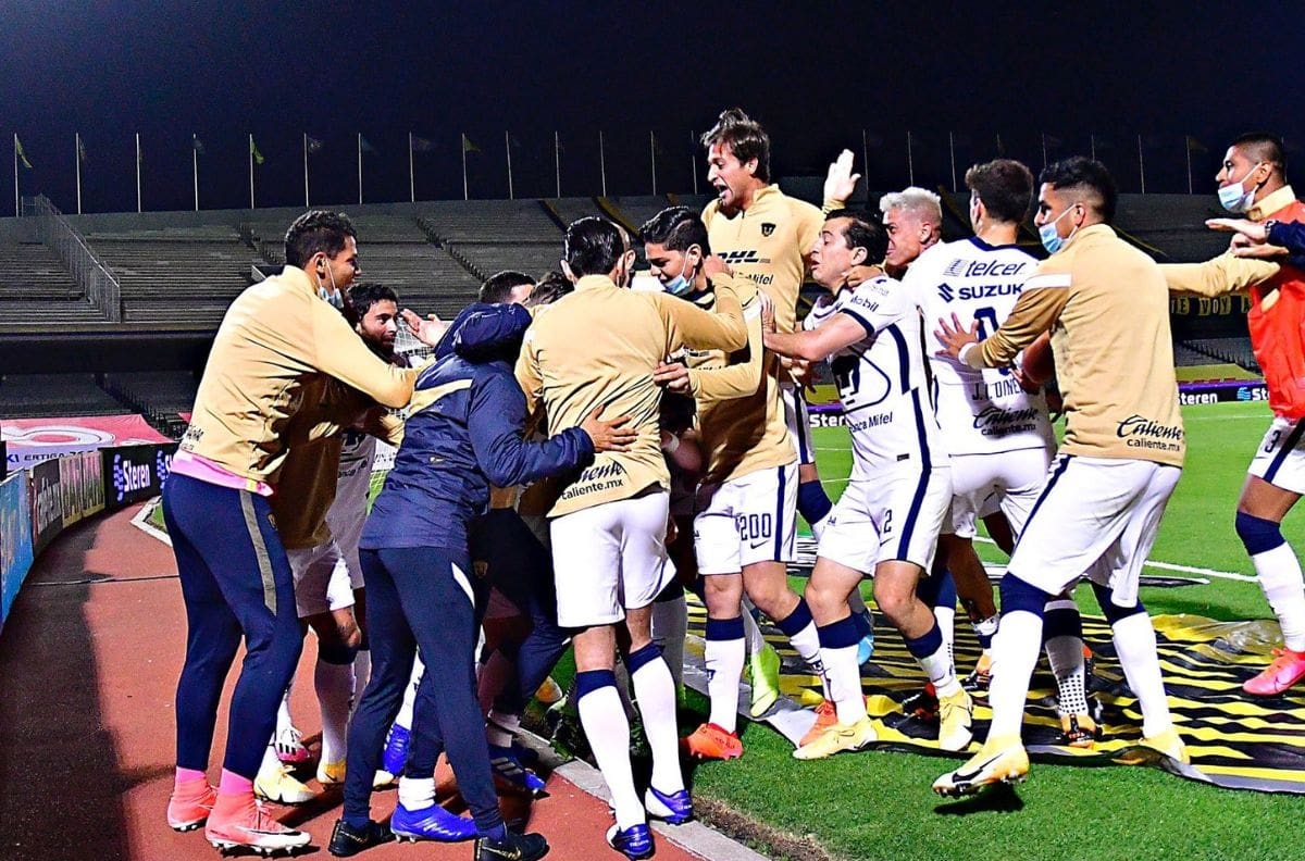 Abandonó a Pumas y hoy dirige a estrellas mundiales en el futbol de Europa