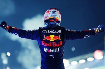 VIDEO | Checo Pérez hizo sonar el Himno Nacional de México en el GP de Singapur