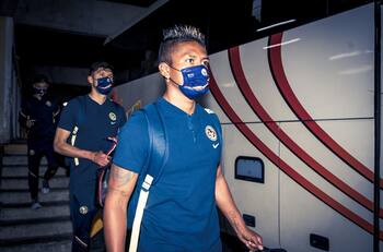 Clásico Nacional: ¡Máxima concentración! Así llegaron los jugadores al Estadio Akron