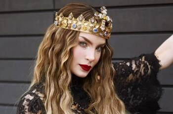 Belinda presume nuevo look y Christian Nodal 'babea' por ella