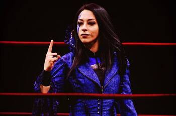 Conoce a Stephanie Vaquer, la luchadora chilena que la ‘rompe’ en el CMLL