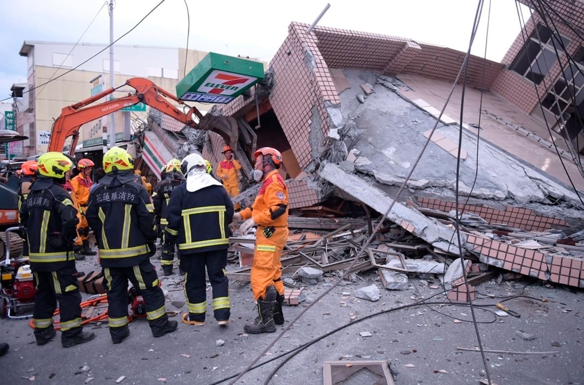 Impactantes imágenes del terremoto de magnitud 6.8 que sacudió a la isla de Taiwán