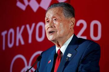Yoshiro Mori dejó la presidencia de Tokio 2020 tras comentarios sexistas
