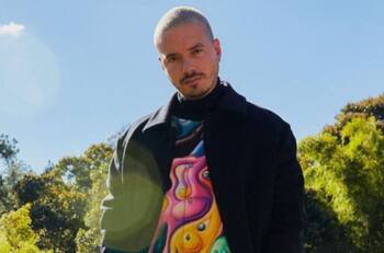 J Balvin responde molesto a quienes le reclaman por no compartir fotos de su hijo
