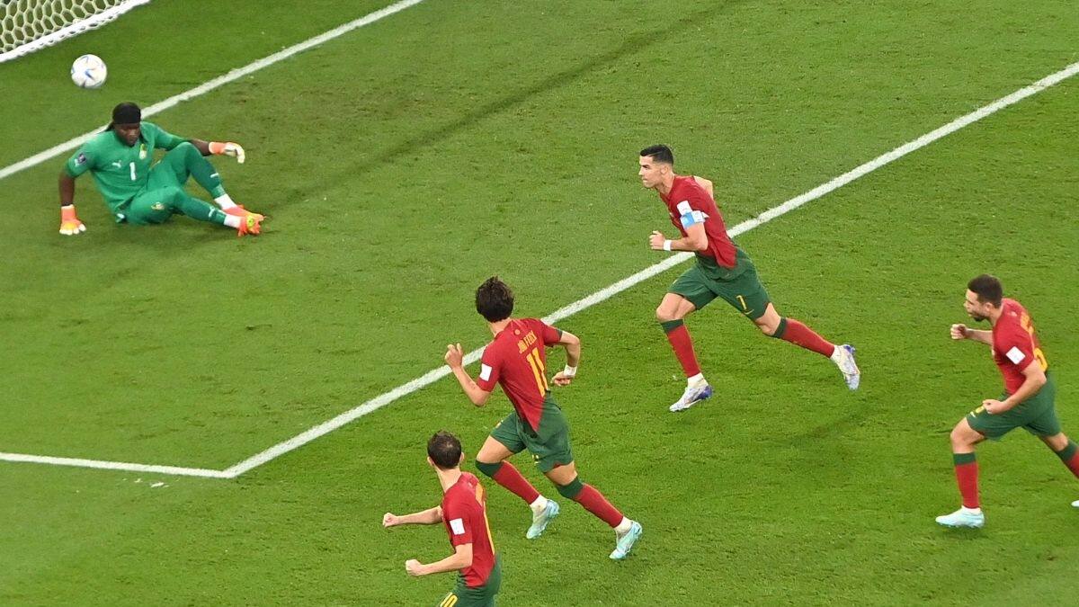 VIDEO | Cristiano Ronaldo hace historia y marca de penal en el Mundial de Qatar 2022